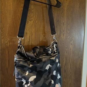 Shorty Love women’s crossbody purse/bag